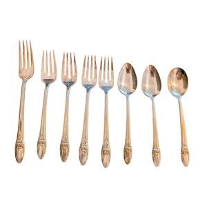 Vintage 1847 Rogers Bros FIRST LOVE Assorted 8 Piece Silverplate Flatware